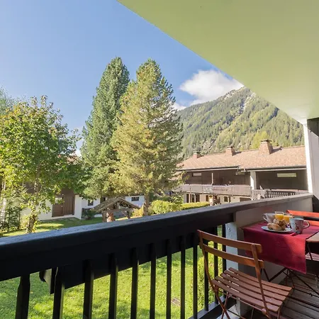 Appartement T4 Familial A Chamonix, Avec Parking Et Pres Des Grand Montets