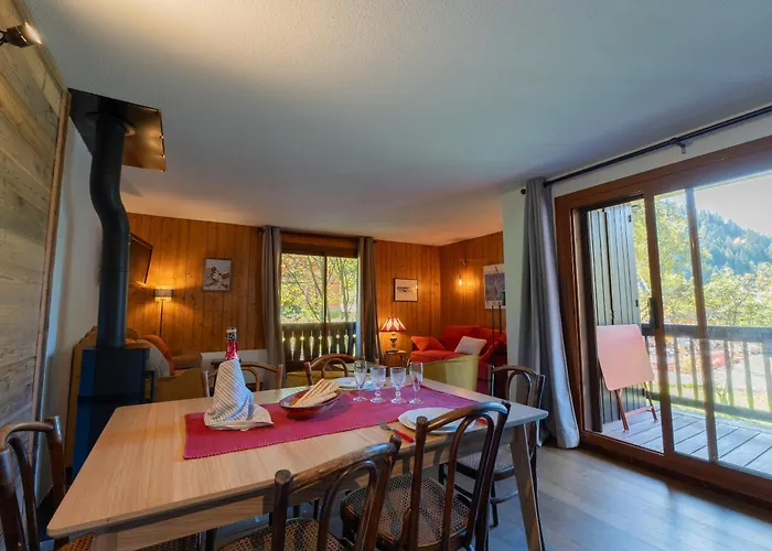 T4 Familial A Chamonix, Avec Parking Et Pres Des Grand Montets *